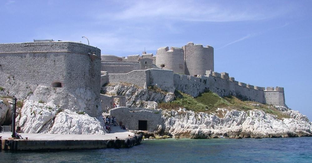 Ibis Budget Marseille Timone Exterior foto